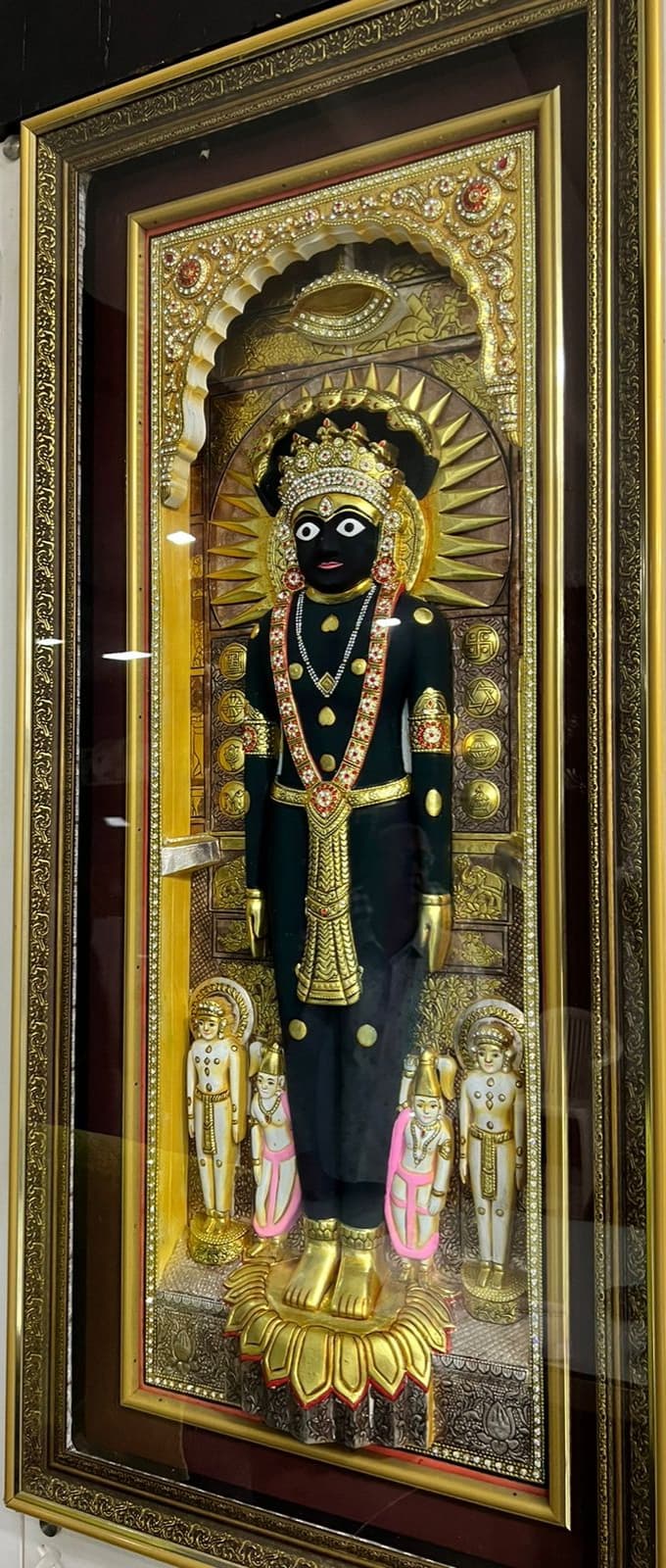 Premium Wooden Frame 19 — Shreenath Aadi Art